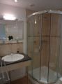Room 6 bathroom